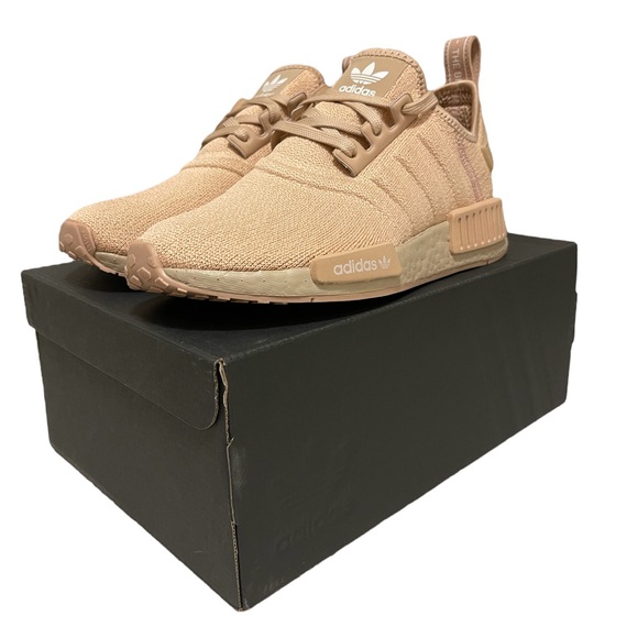 Rare NWT Adidas GX2593 NMD_R1 W Ash Pearl Beige Sneaker Size 7